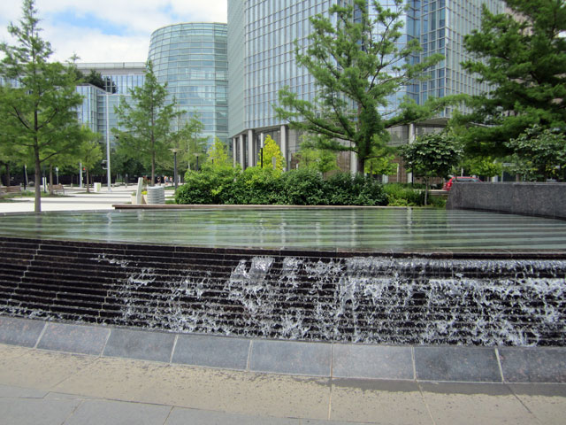 05-31-fountain.jpg