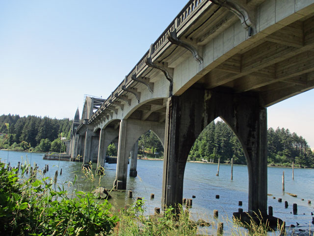 06-26-siuslaw-r-bridge.jpg